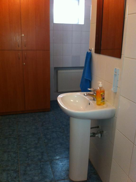 Molodizhniy Hostel Lviv Kültér fotó