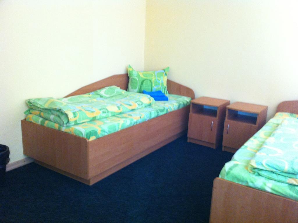 Molodizhniy Hostel Lviv Kültér fotó